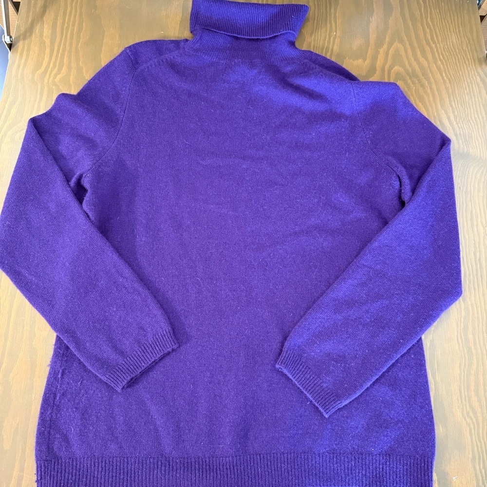Bloomingdale’s Cashmere Turtleneck Sweater, XL - Picture 3 of 12